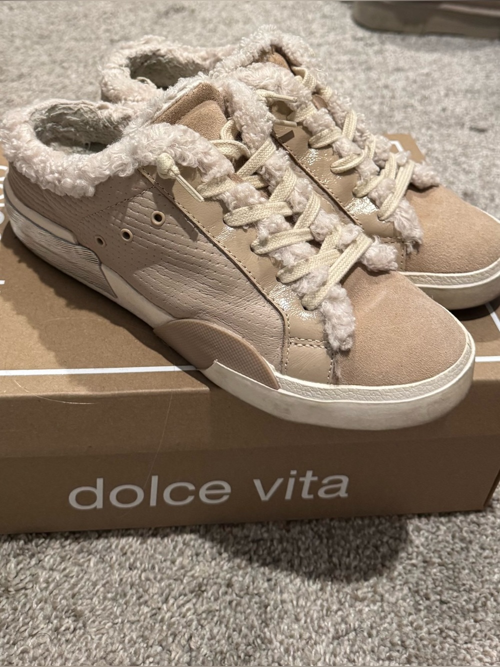 Dolce Vita Women's Beige Cream Shearling-Trim Sneaker